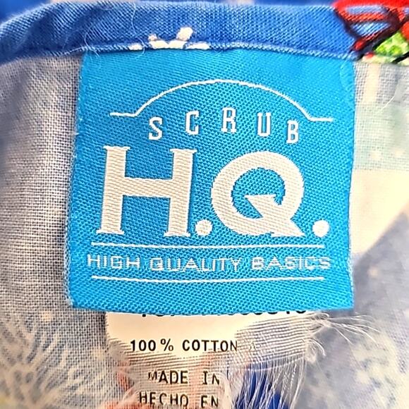 Scrub H.Q. Unisex Christmas V-Neck Short Sleeve Top Santa Elves Gifts Size L - Picture 9 of 11